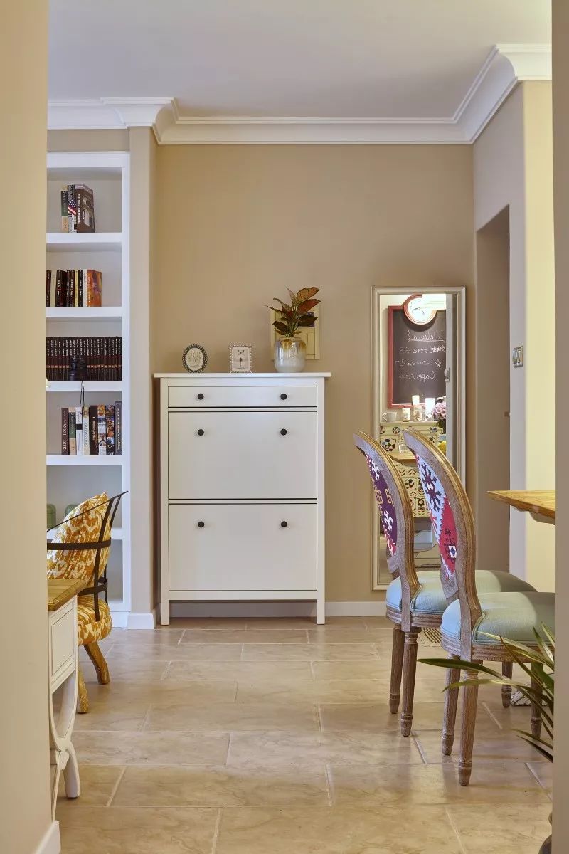76平的暖色調小戶型二房室，給你一個溫馨的居家氛圍 家居 第2張