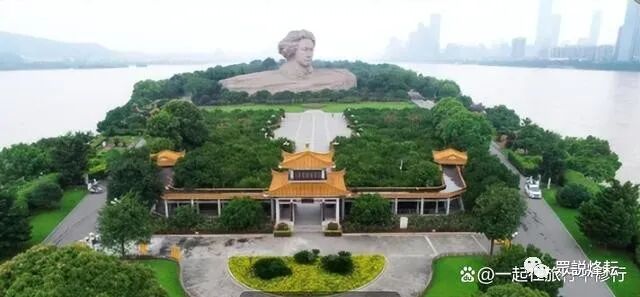 长沙离凤凰古城多远_凤凰古城离长沙近吗_长沙离古城凤凰有多远