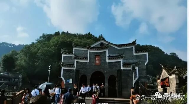 凤凰古城离长沙近吗_长沙离古城凤凰有多远_长沙离凤凰古城多远