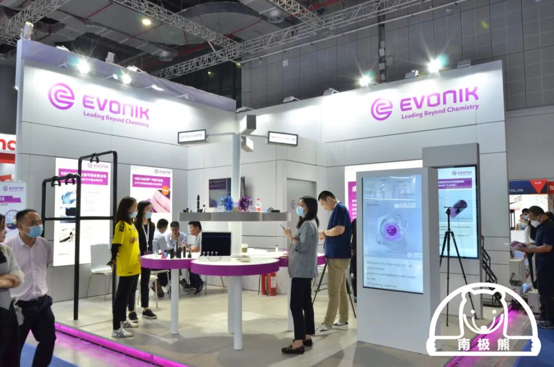 赢创高性能3D打印材料：新款光敏树脂、聚醚醚酮丝材亮相2021亚洲TCT的图1