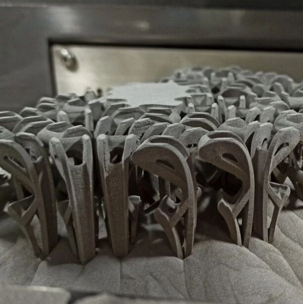 配国产数据处理软件，国产金属3D打印机走向欧洲