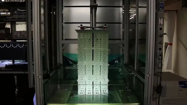 大幅面快速光固化3D打印機(jī)，Azul 3D開始商業(yè)化的圖2