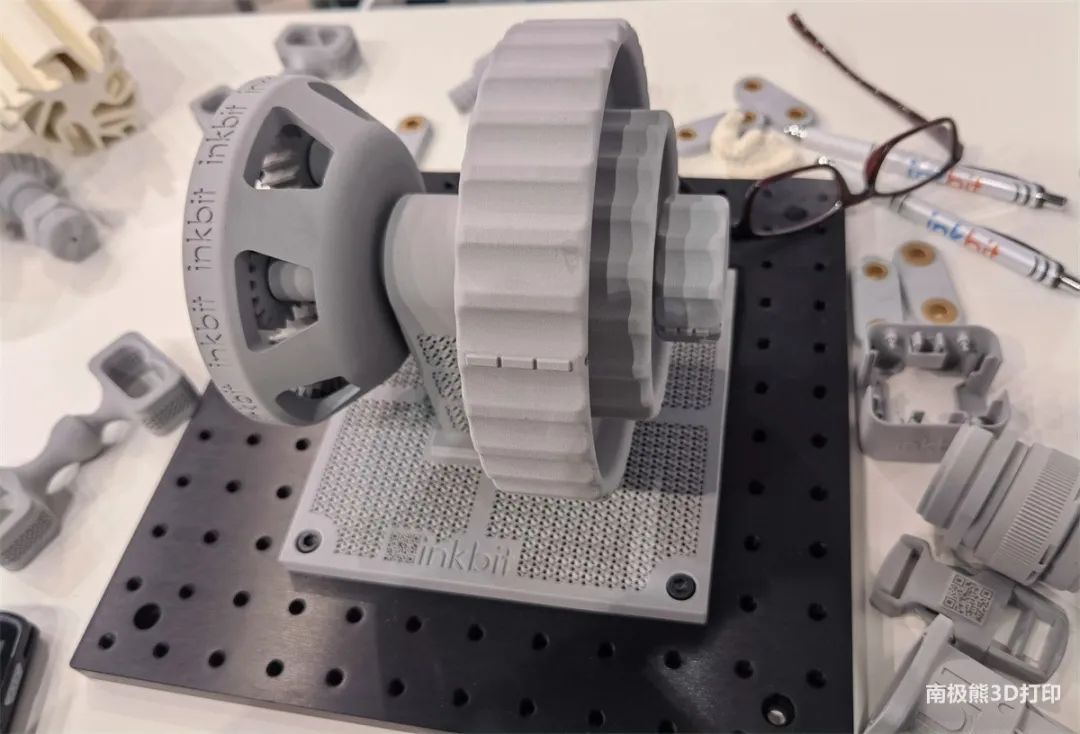 视觉闭环控制多材料喷墨3D打印技术，Inkbit剑指规模化量产聚合物零部件的图10