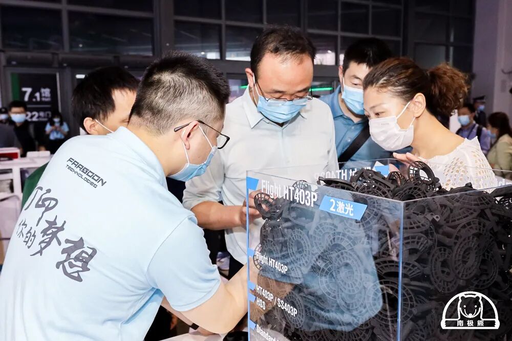 獨家專訪華曙高科許小曙：做8激光金屬3D打印機，源自產業化客戶需求牽引的圖5