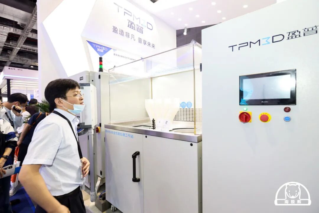 盈普携小型超高温、双激光SLS 3D打印机亮相TCT的图4