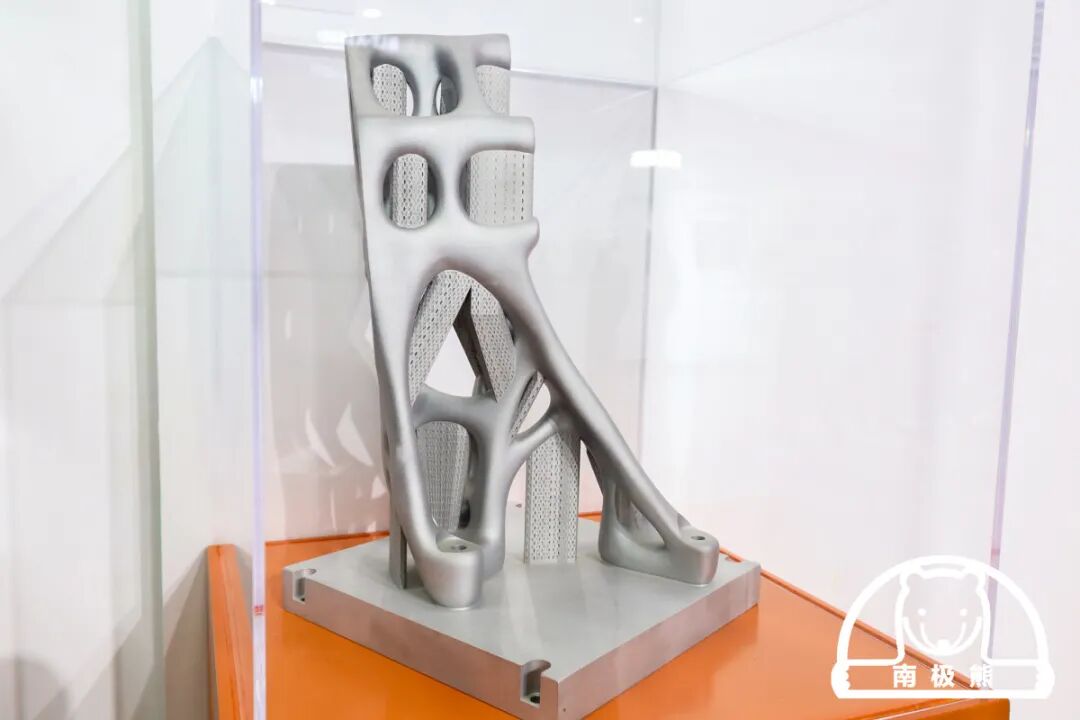 重磅：铂力特推出10激光金属3D打印机S800，迈进大·生产时代的图18