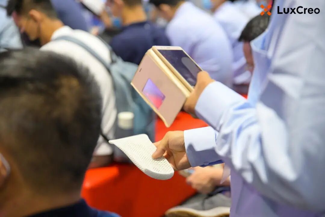 国产高速光固化3D打印龙头LuxCreo清锋科技“燃爆”TCT展会的图5