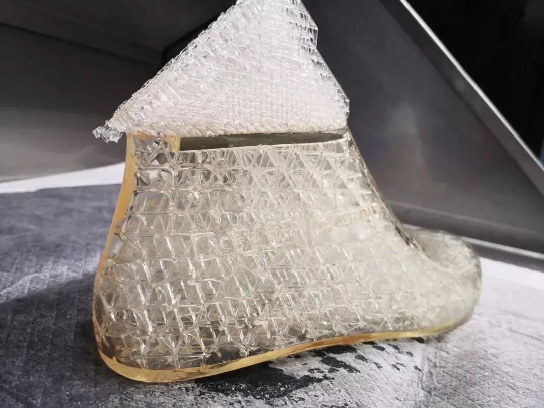 巴斯夫3D打印SLA鞋楦，晶格結構源自國產VoxelDance軟件的圖3