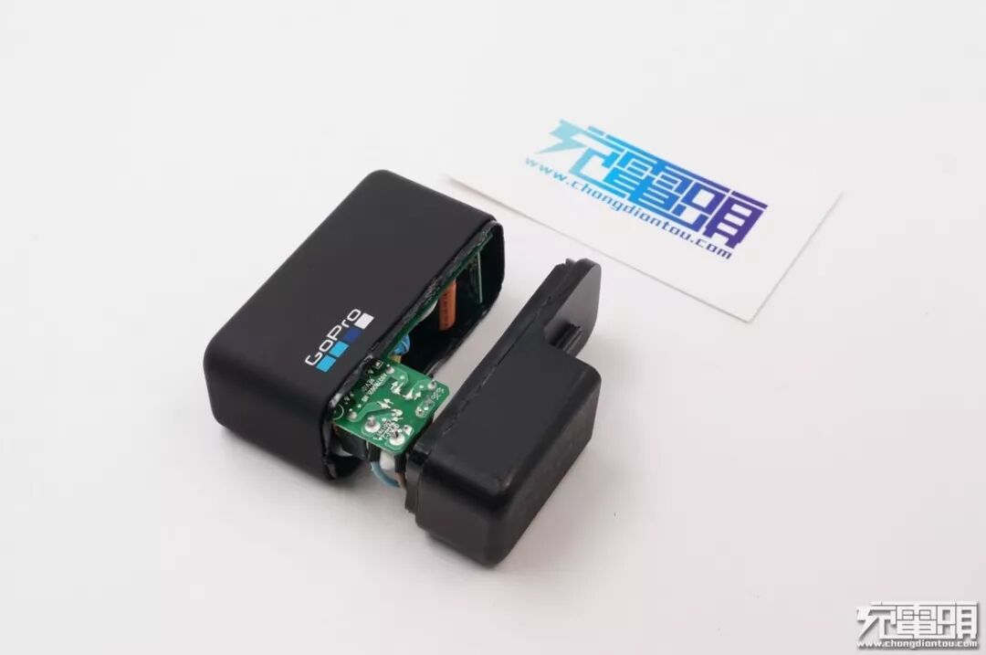 拆解报告 Gopro Usb Pd双口充电器 充电头网 微信公众号文章阅读 Wemp