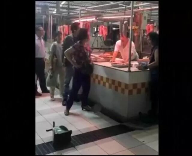 Ů����Ը������6Сʱ�����˰ڲ���֮��������չ¶���Եļ���...