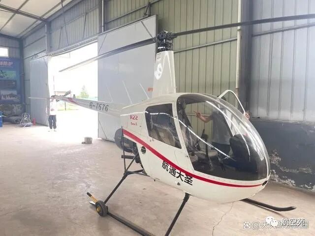 直升飞机几块钱_直升飞机多少钱一架?_飞机直升飞机