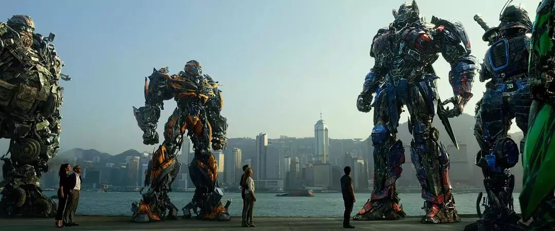 



豆瓣7.5分，猫眼9.2分，这部由“美国王思聪”执导的电影，上映首日票房全国冠军
