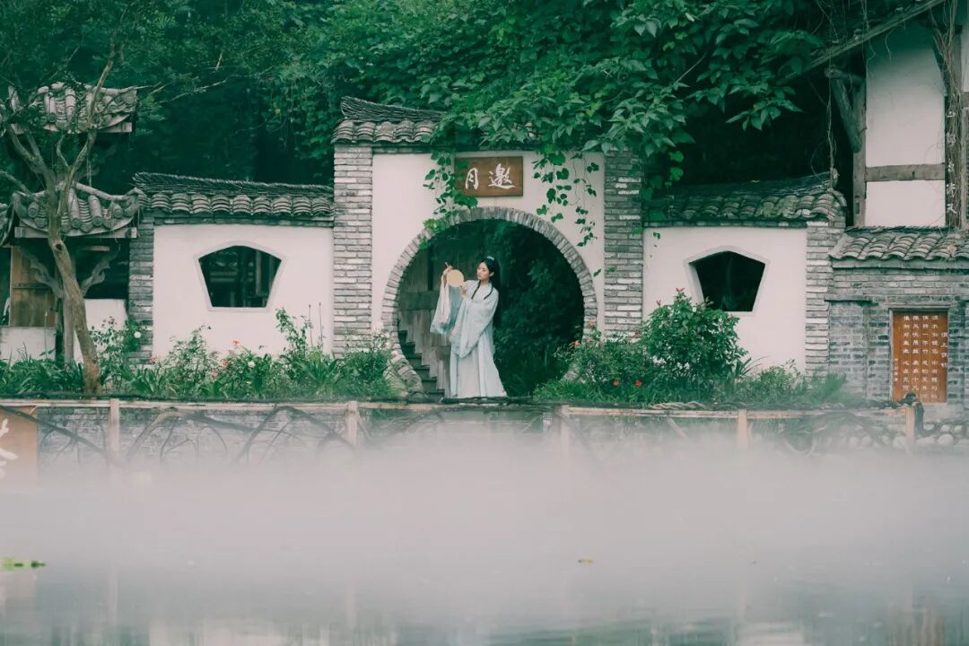 古人浪漫的情诗八字
