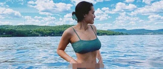 钟丽缇女儿比基尼“出水照”曝光，这身材真的是“发育过猛”了！