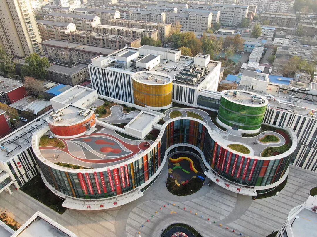 儿科门诊“一号难求”的冬天，一家8亿投建的民营三级儿童医院停诊转型！