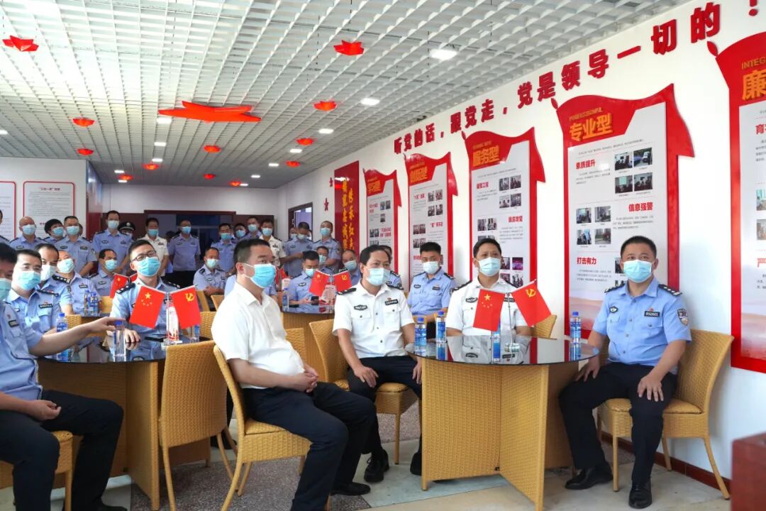 龙岩市公安派出所两队一室警务运行模式改革暨第二批全省枫桥式公安