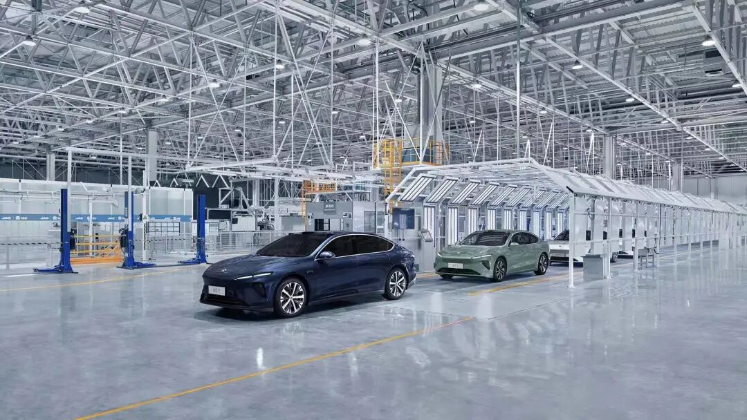 广汽埃安混改大幕正式开启理想汽车发布q3财报蔚来et7首批预生产车