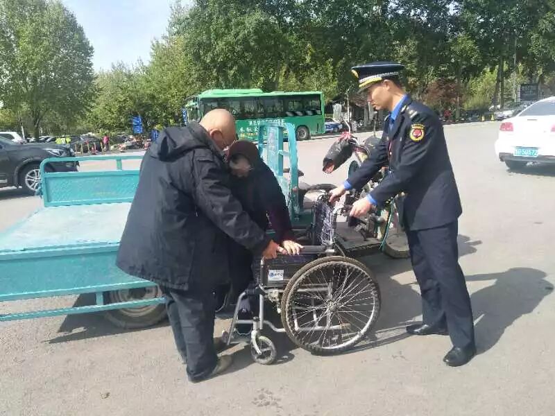 综合行政执法局会展执勤一个月 好事做了一箩筐