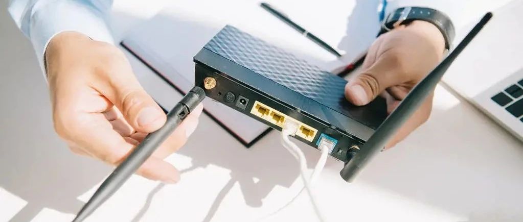 同学让推荐个路由器，小露了一手