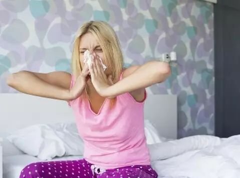 蜂蜜水这6个时候喝最好，赶走疲劳、告别失眠