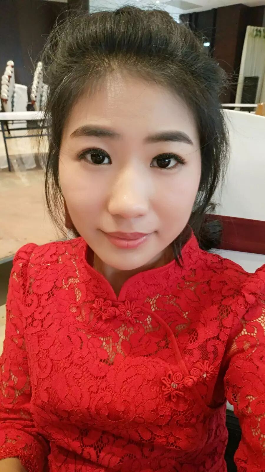 尹芳芳