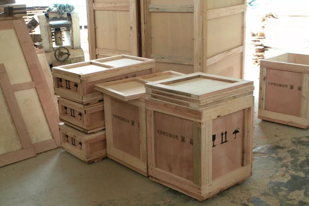 木箱,木箱包装,木箱厂,免熏蒸木箱,免检木箱,出口木箱,上海木箱,上海木箱包装,托盘,二手托盘