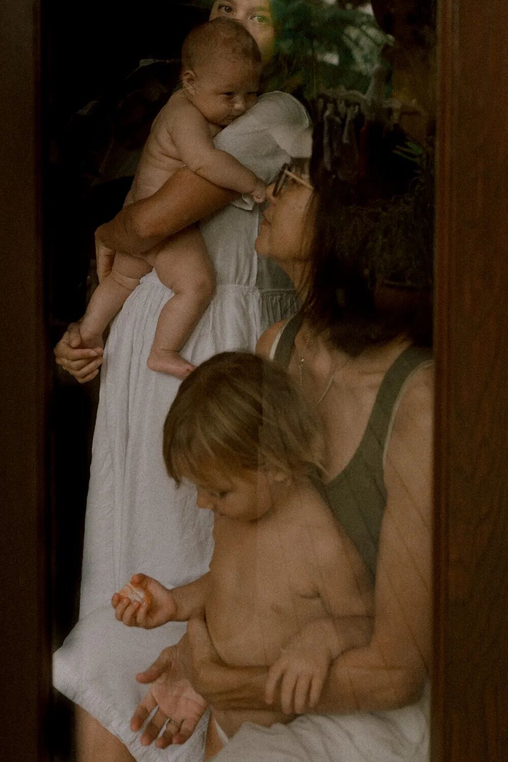 我了解过关于生命的哀伤，总是静默的，漫长的