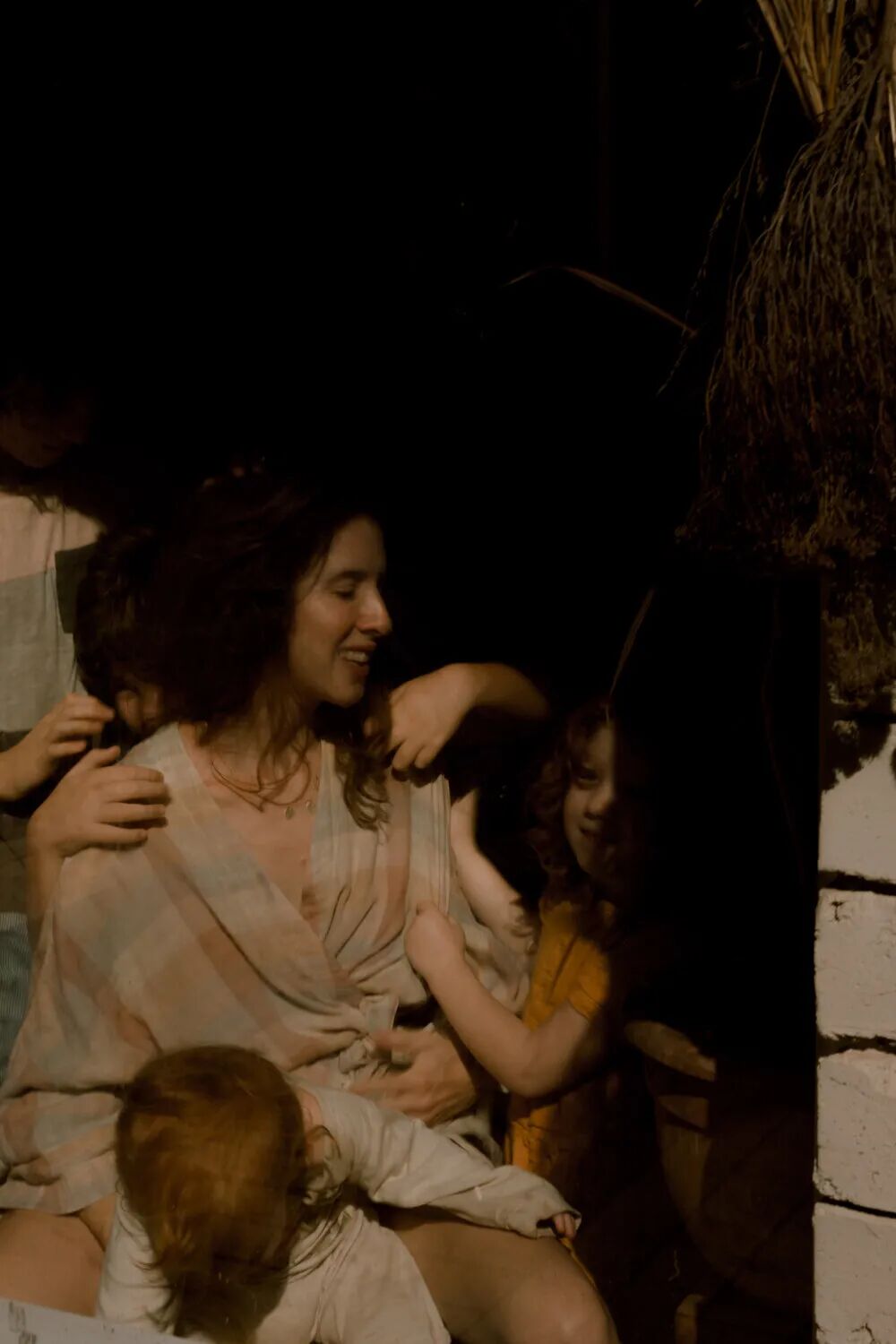 我了解过关于生命的哀伤，总是静默的，漫长的