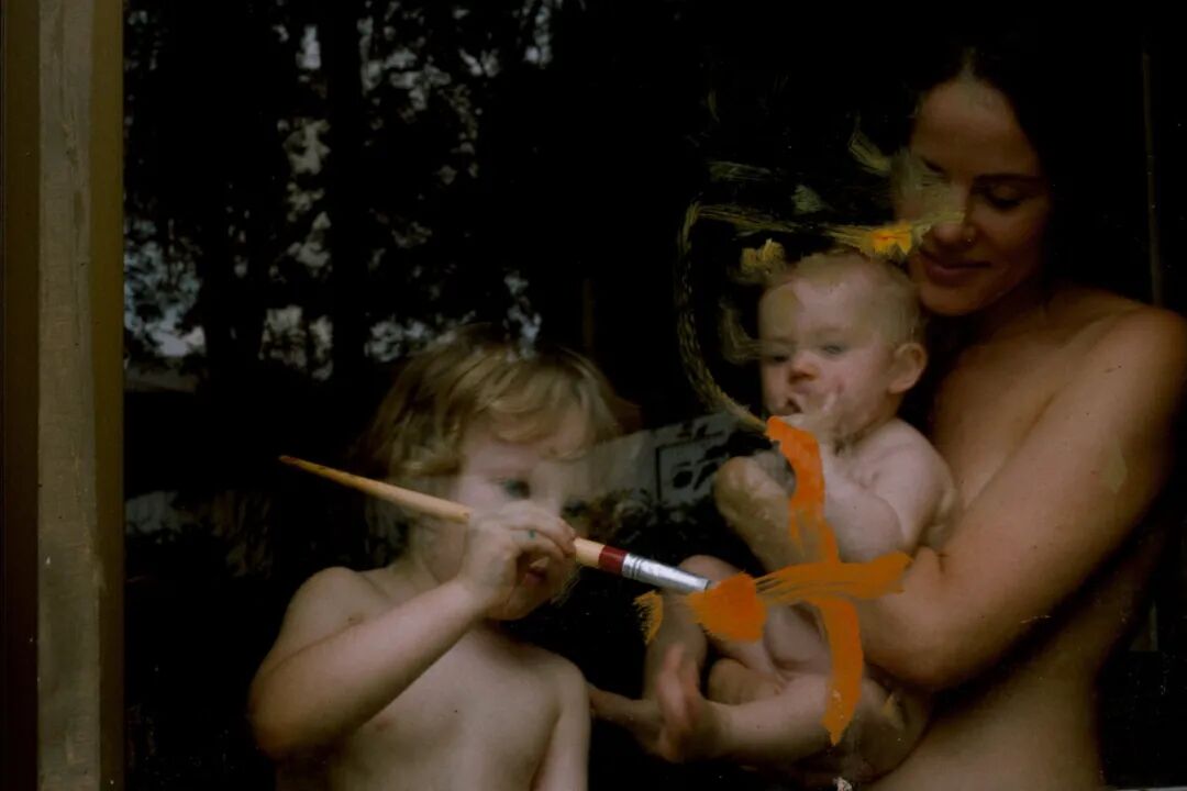 我了解过关于生命的哀伤，总是静默的，漫长的