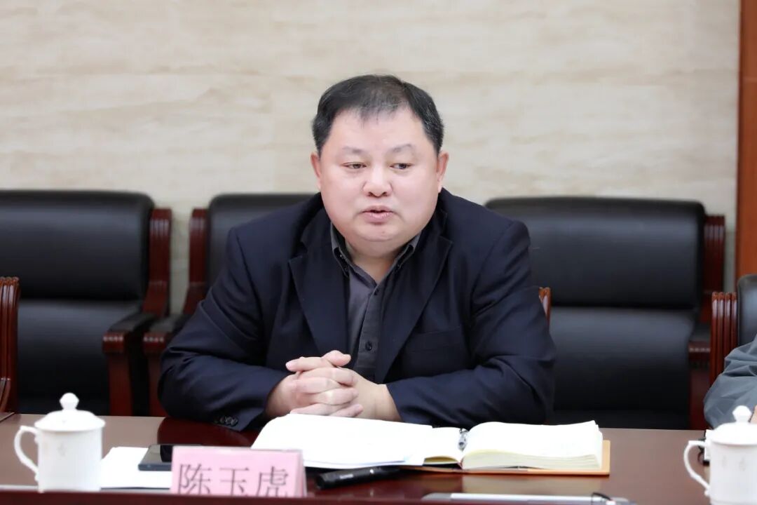 会上,陈玉虎主任首先介绍了佛北战新产业园(三水片)总体规划,产业布局