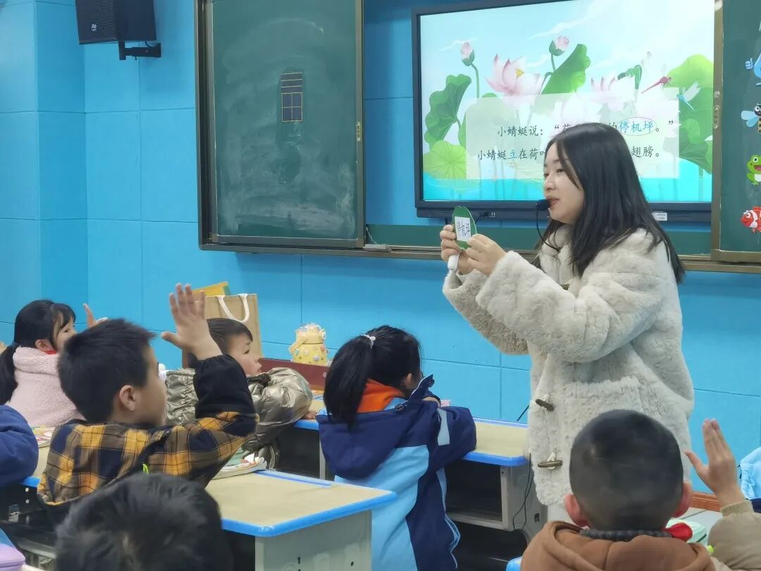 荷叶圆圆图片素材_荷叶圆圆图片_荷叶圆圆图片简笔画