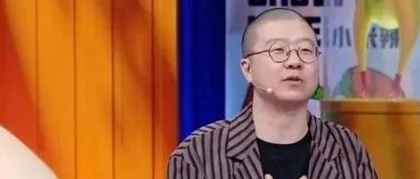 只要每天坚持叠被子，生活就不会失控