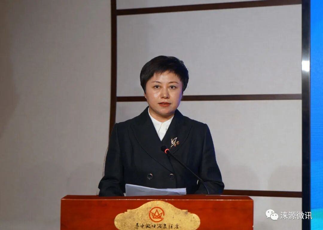 涞源县举行重点招商引资项目集中签约仪式