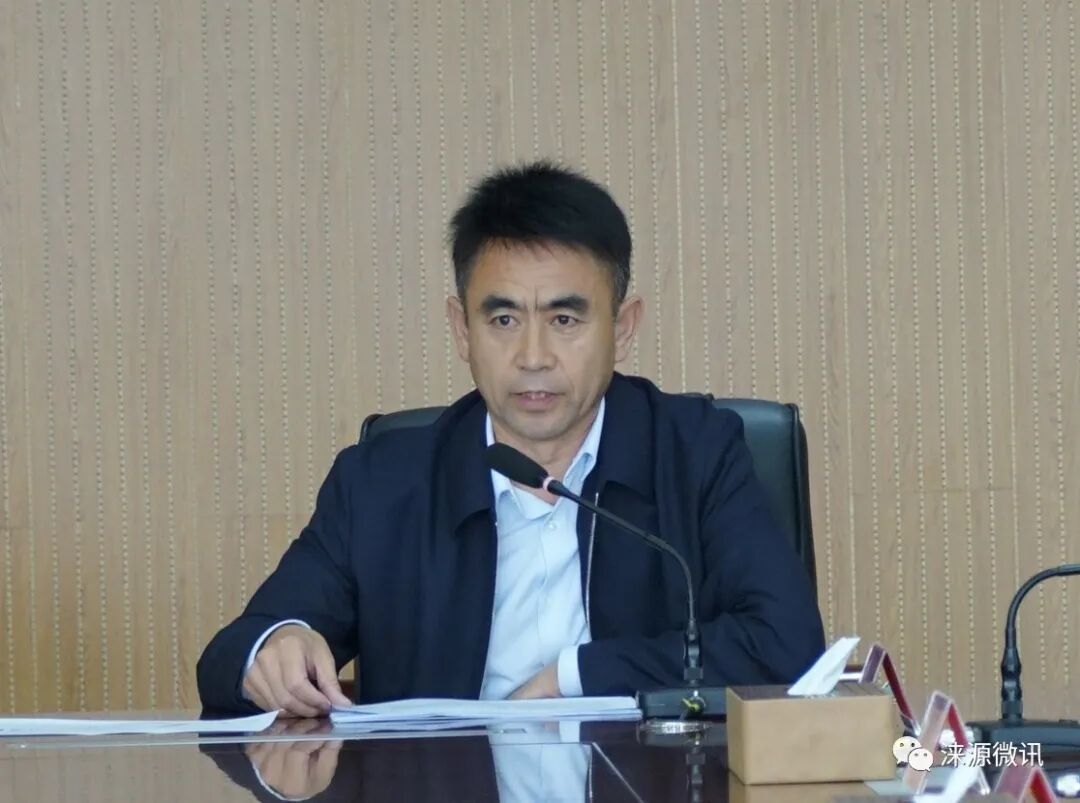 县领导刘卉,马志明,王呼,尹硕,朱江涛,张龙,门永飞及县直各部门主要