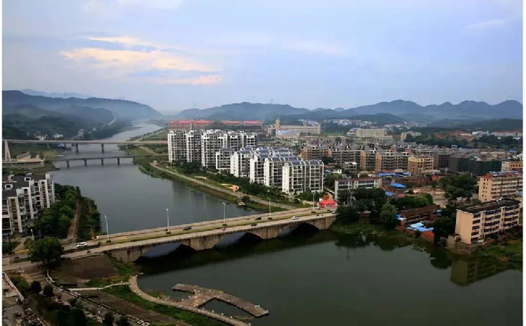 02我县城市体检范围为德安县城市建成区,体检内容围绕《关于开展2021