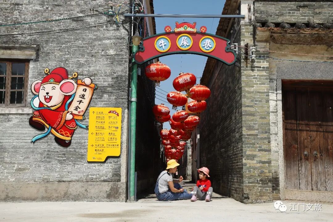 彭伟宗摄到"牛屎巷"看红灯笼,来张古色古香的美照也不错呀~彭伟宗摄甄