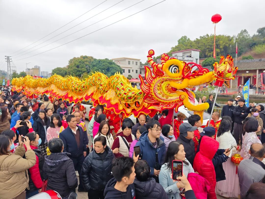 烧花炮赏民俗品咖啡侨乡欢乐喜庆闹元宵