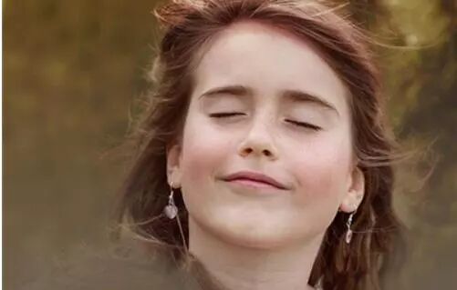 打嗝不止竟也跟疾病有關 這些止嗝方法你了解嗎？ 健康 第5張