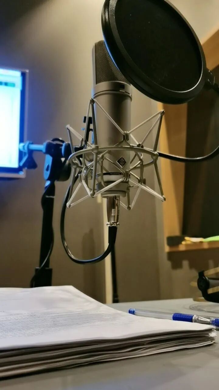 "如果是在横店这样同时有大量剧组开机的地方,确定要做同期收音,就要