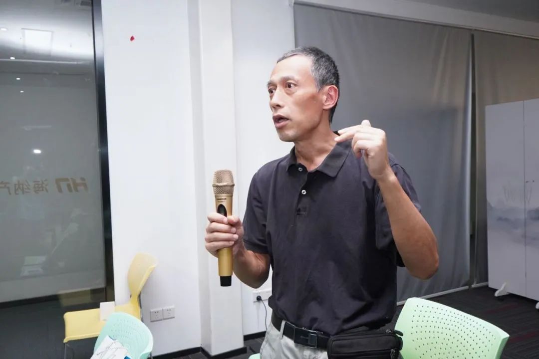图片关键词