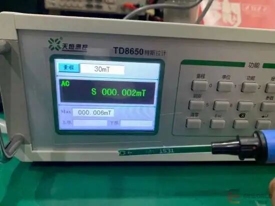 干貨｜現(xiàn)在流行的無線充鼠標(biāo)墊到底好不好？深度拆解分析的圖20