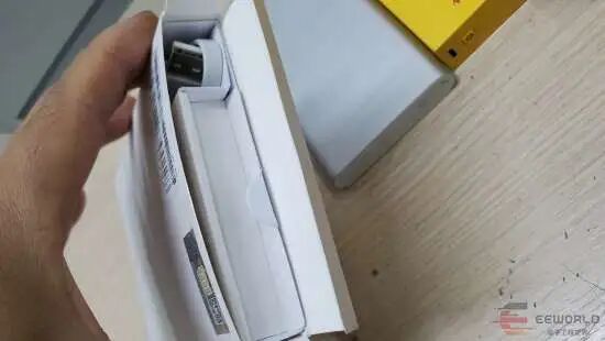 拆解分析：小米10000mAh 22.5W 快充充电宝的图4