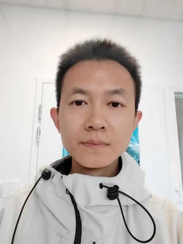 李振