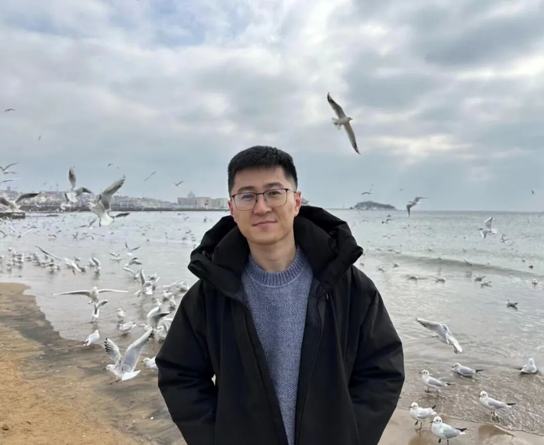 李幸头像