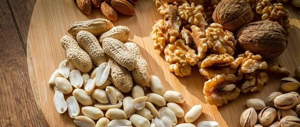 这样吃坚果，不长胖才怪！；春天到了，为什么容易犯困？｜今日涨知识