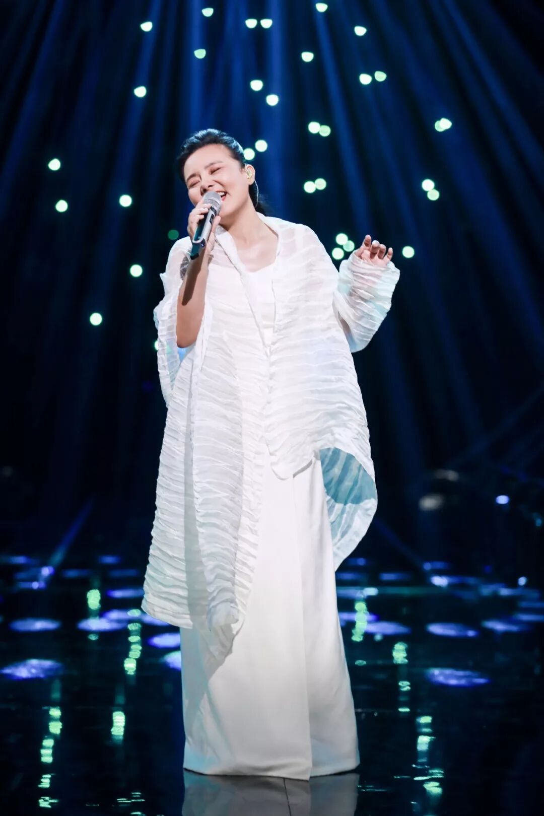 专访|《歌手》2019总导演洪啸:让它在高品质下尽量走远一点 - 米饭星