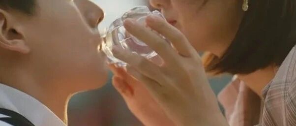 这俩“病人”的爱情，并一定是悲剧？