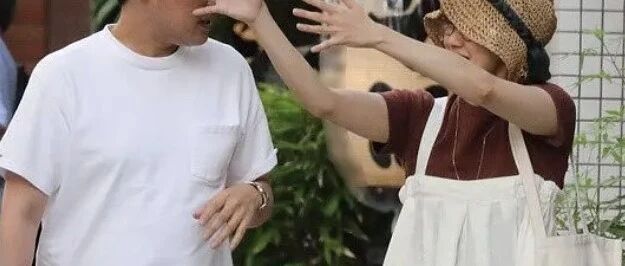 长成这样，还好意思脚踏两只船？