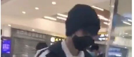 说顶流是娘炮，如今为了圈钱又道歉，他还要脸吗？