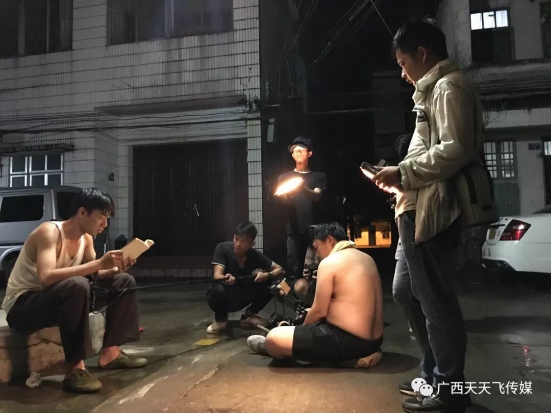 支持！防城港原創微電影《螢火(huǒ)》入圍廣西(xī)微電影大(dà)賽！(圖14)